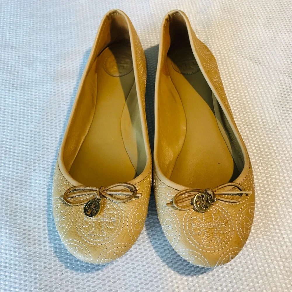 Tory Burch Tan Flats with Bow and Metallic‎ Charm